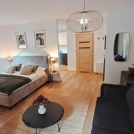 Uroczy Szrenica Daire